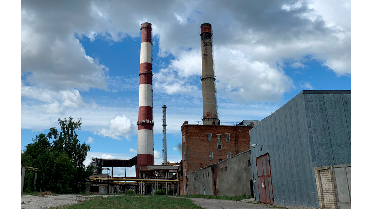 На Тамбовской ТЭЦ  демонтируют выведенную из эксплуатации дымовую трубу  